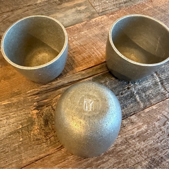 Vintage Wilton Columbia RWP Armetale Pewter-Look Jefferson Cups - Set of 3 - Picture 2 of 4